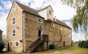Fletland Mill And Holiday Hamlet - 18Th Century Watermill, In Stunning Location Near Stamford